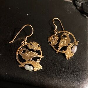 Elegant Gold Bird Earrings. 14k gold plated with fresh water Pearl.